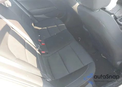 2018 Hyundai Elantra Se z USA, uszkodzony, nr VIN 5NPD74LF7JH266964